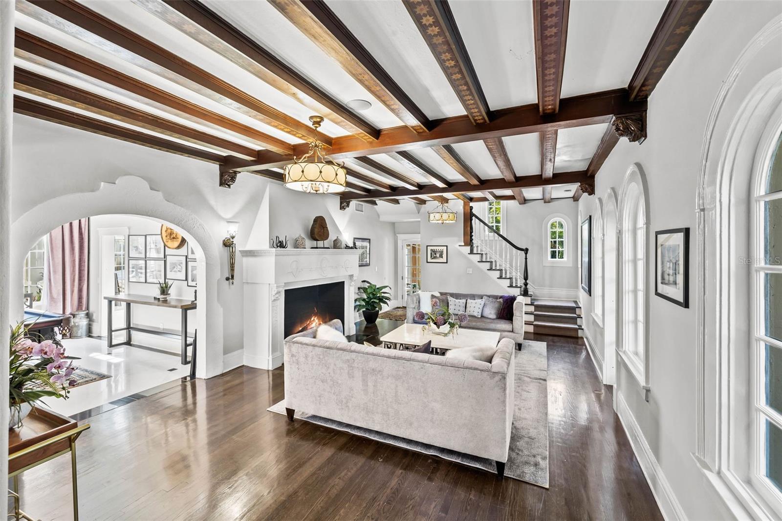 DAVIS ISLANDS PB10 PG52 TO 57 - Residential