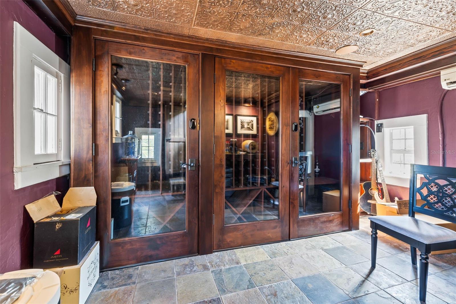 DAVIS ISLANDS PB10 PG52 TO 57 - Residential