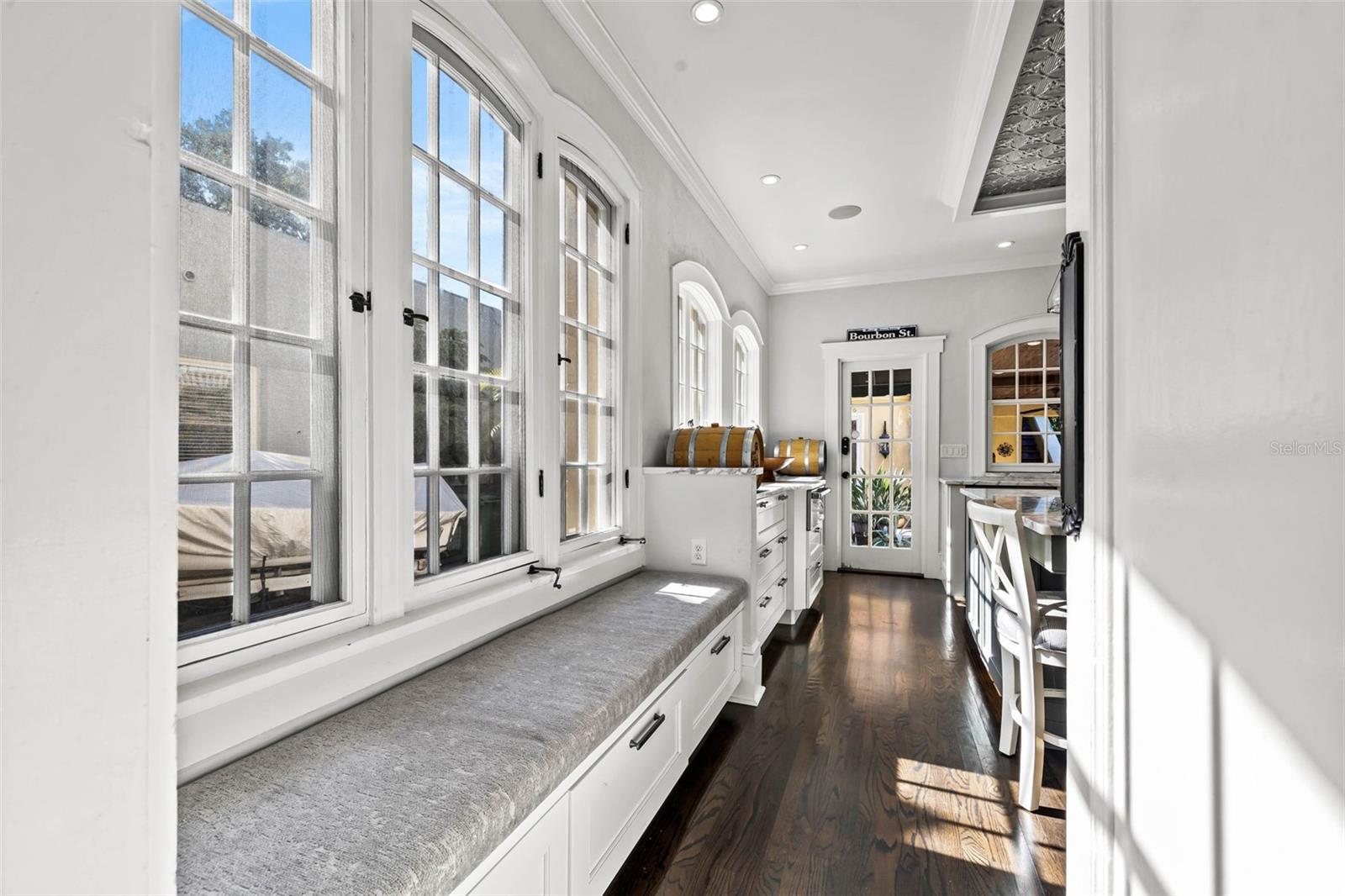 DAVIS ISLANDS PB10 PG52 TO 57 - Residential