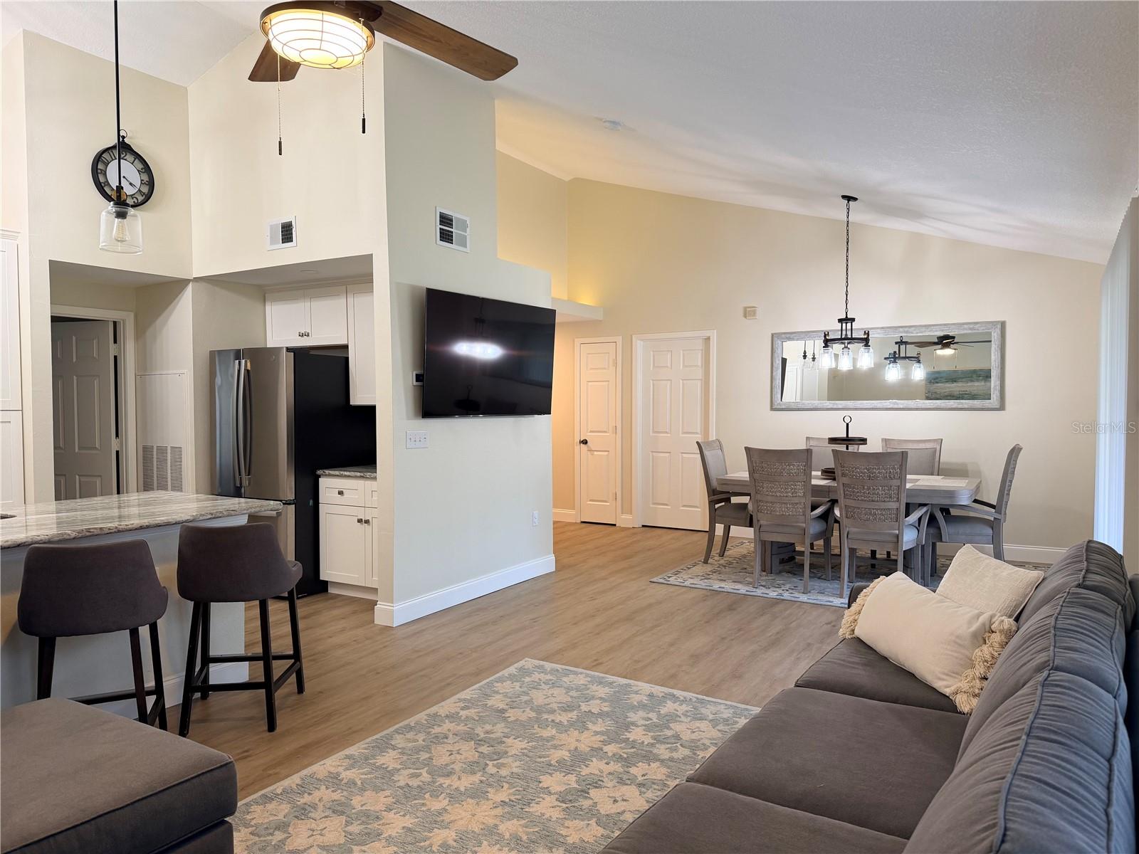 THE LINKS - Residential