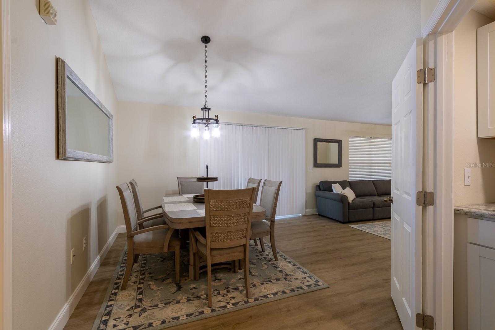 THE LINKS - Residential