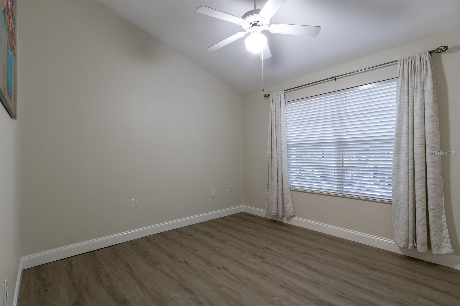 THE LINKS - Residential