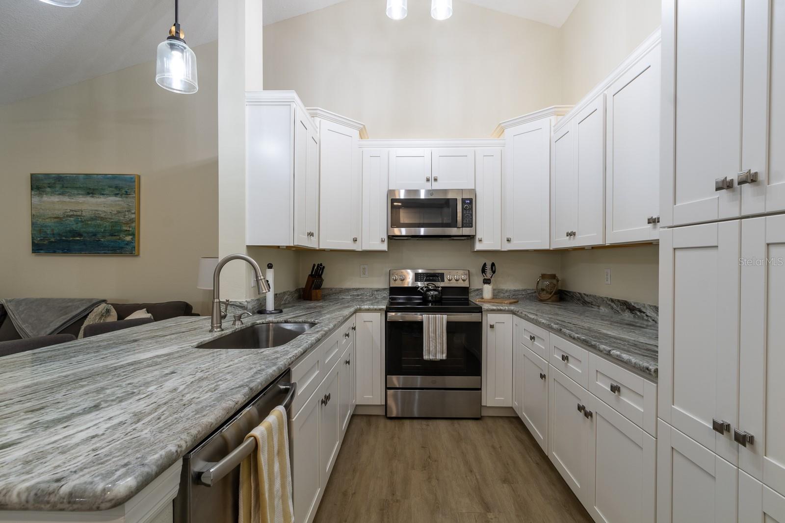 THE LINKS - Residential