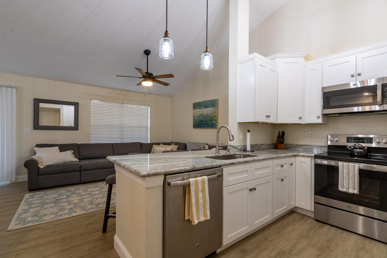 THE LINKS - Residential