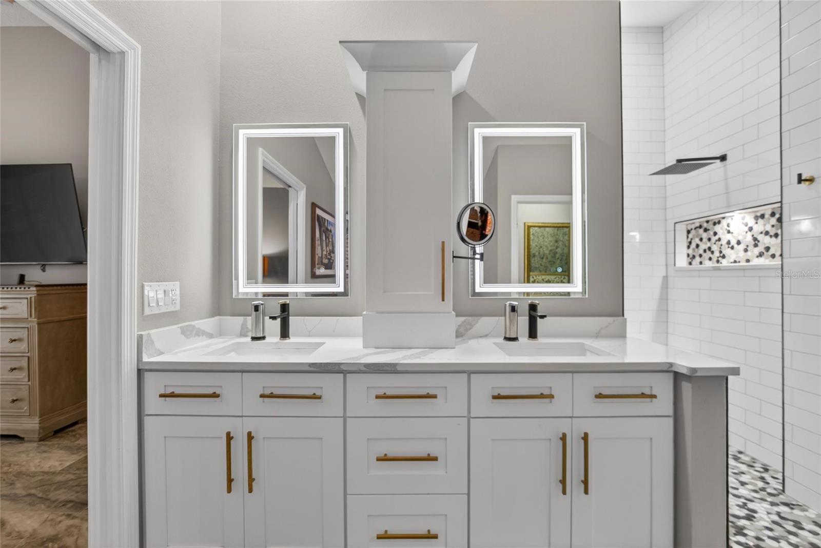 FISHHAWK RANCH PH 2 PRCL - Residential
