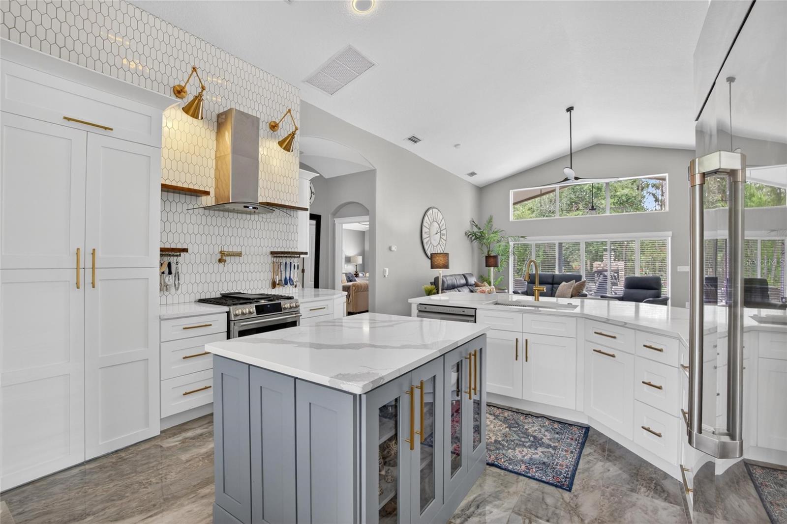 FISHHAWK RANCH PH 2 PRCL - Residential