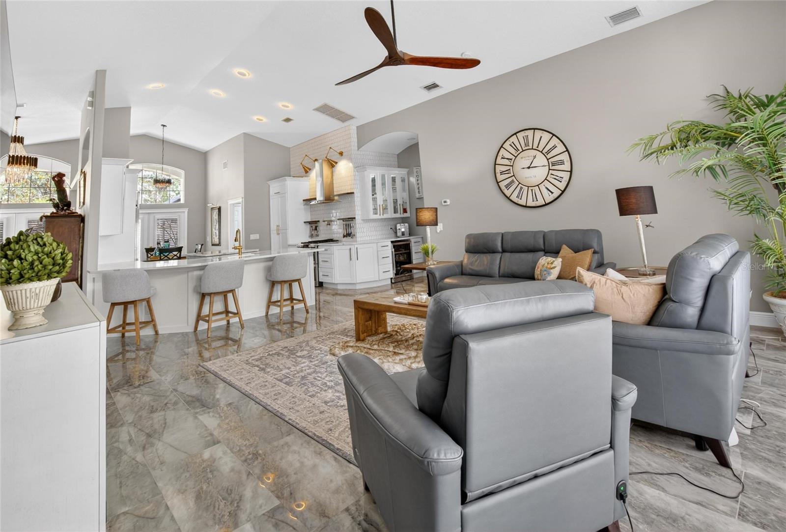 FISHHAWK RANCH PH 2 PRCL - Residential