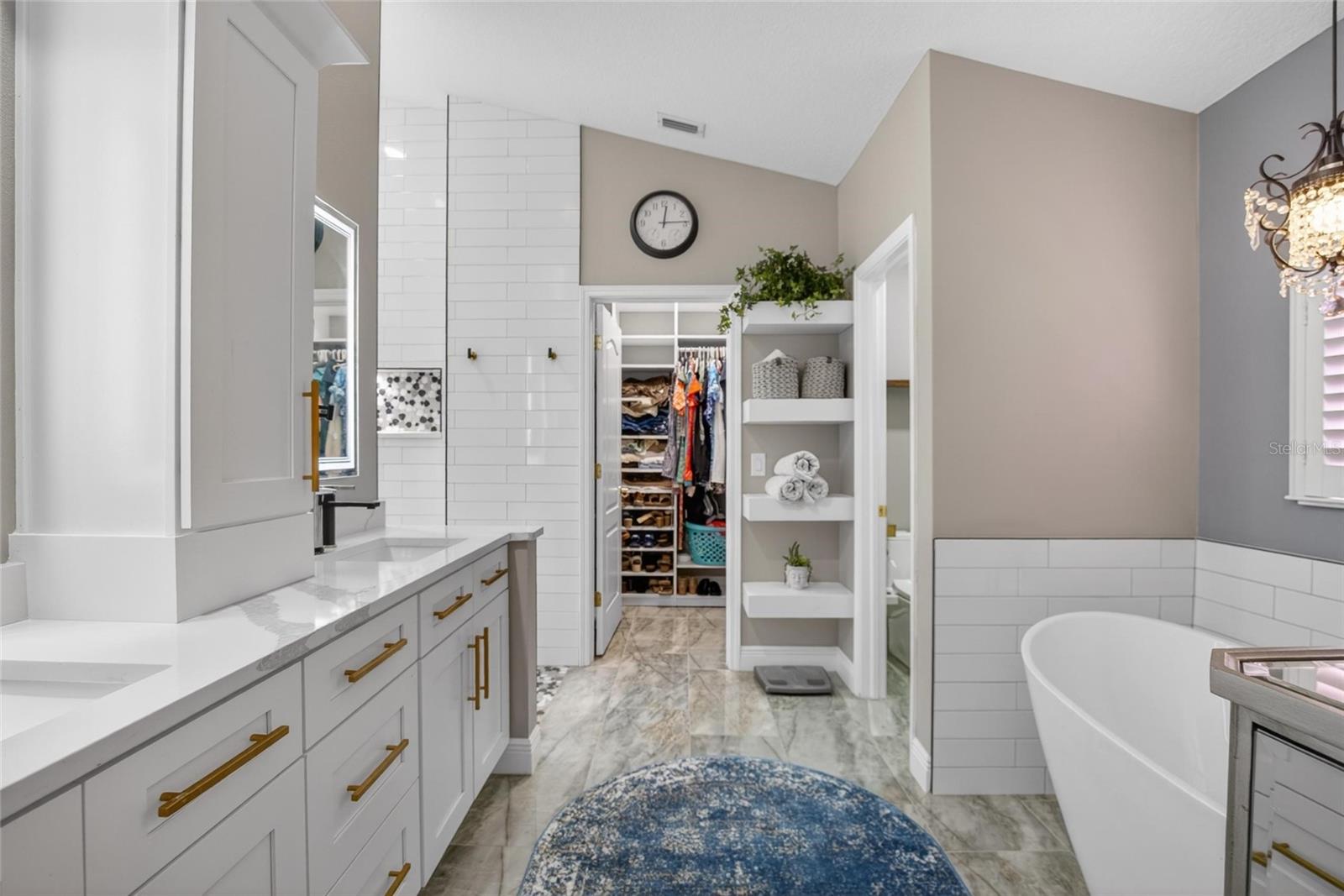 FISHHAWK RANCH PH 2 PRCL - Residential
