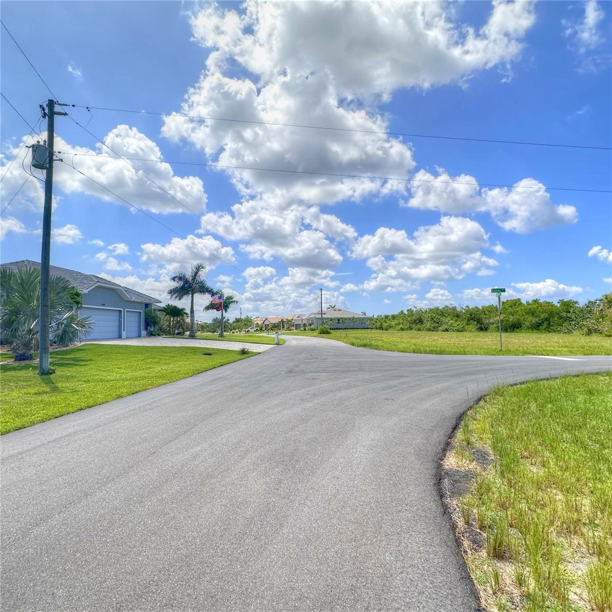 PUNTA GORDA ISLES SEC 21 - Land