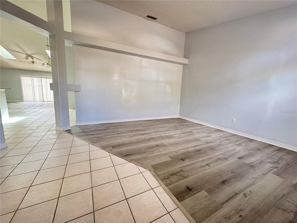 Photo of 11530 Kenley Circle, Orlando, FL 32824 (MLS # O6383501)