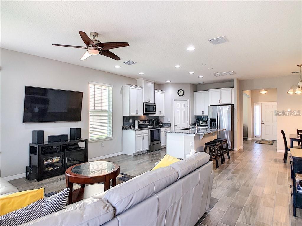 SUMMERLAKE PD PH 2C 2D 2E - Residential Lease