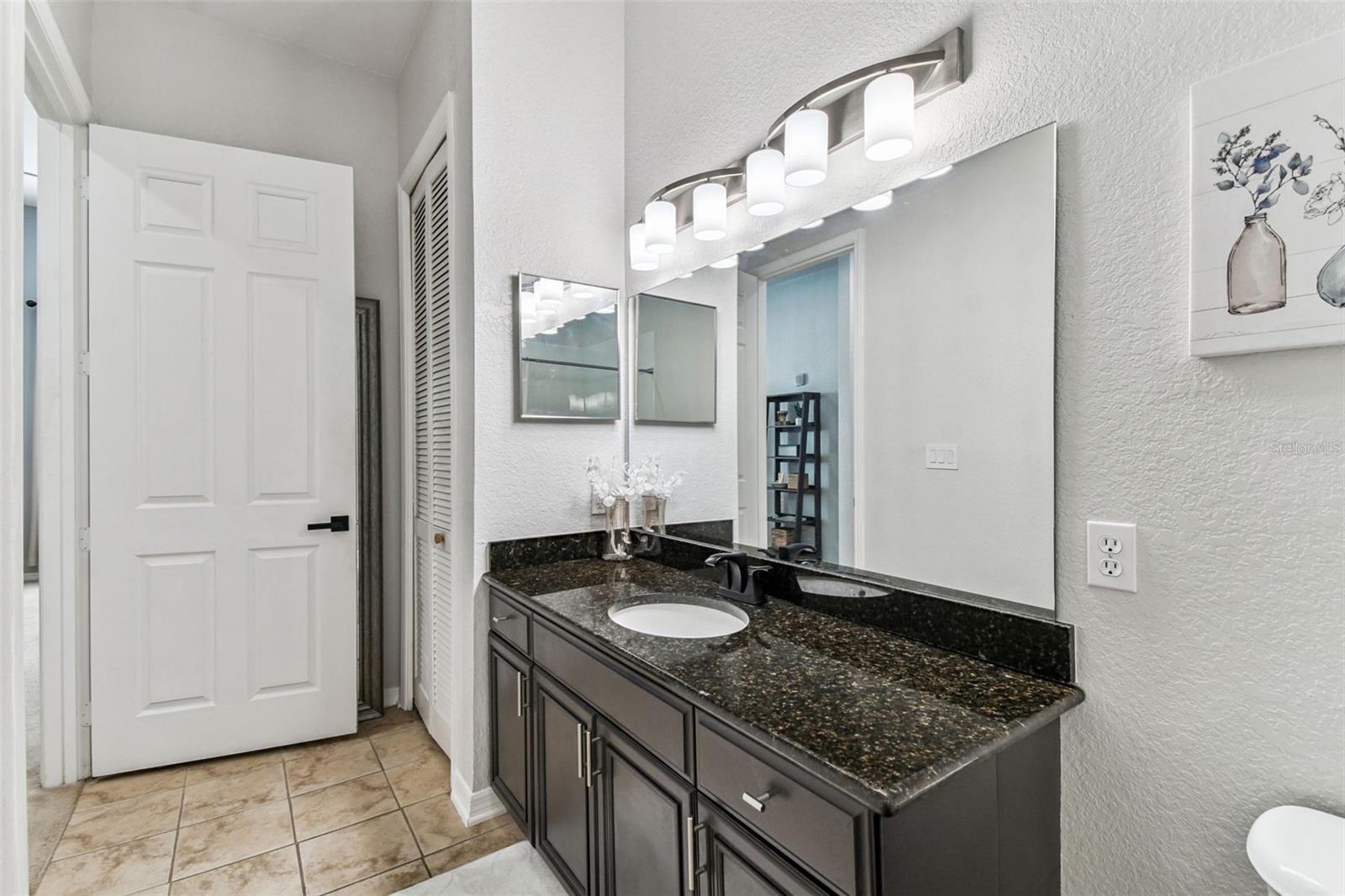 PARKCREST HARBOUR ISLAND CONDO - Residential