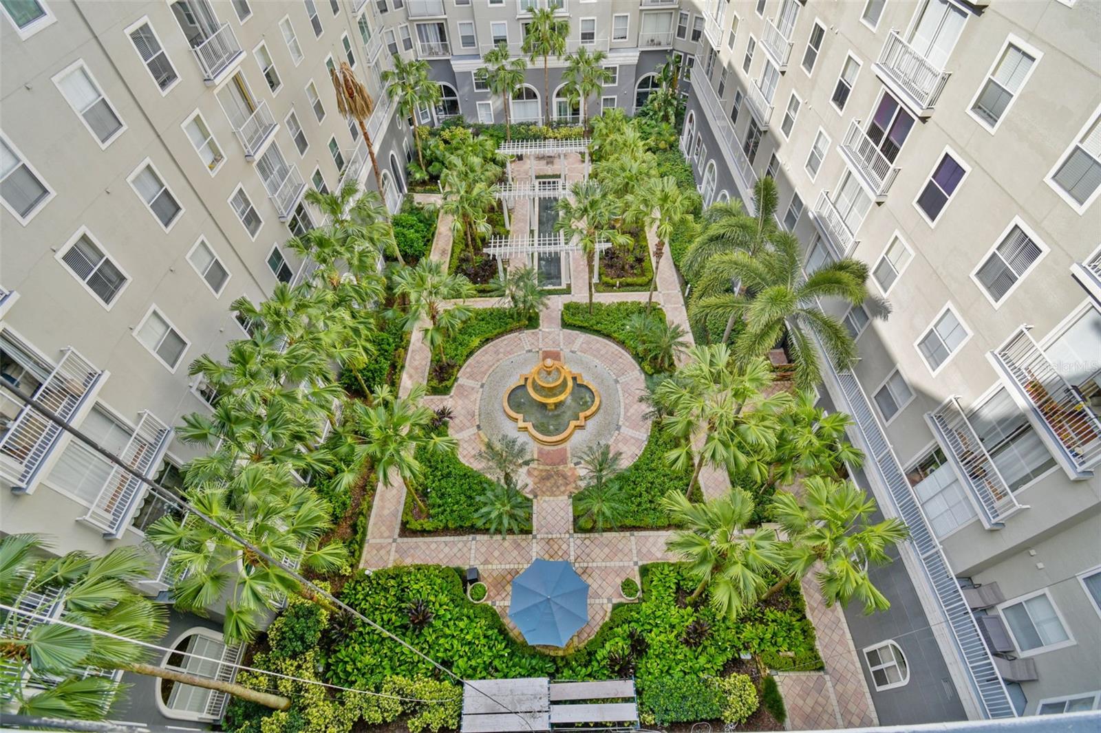 PARKCREST HARBOUR ISLAND CONDO - Residential