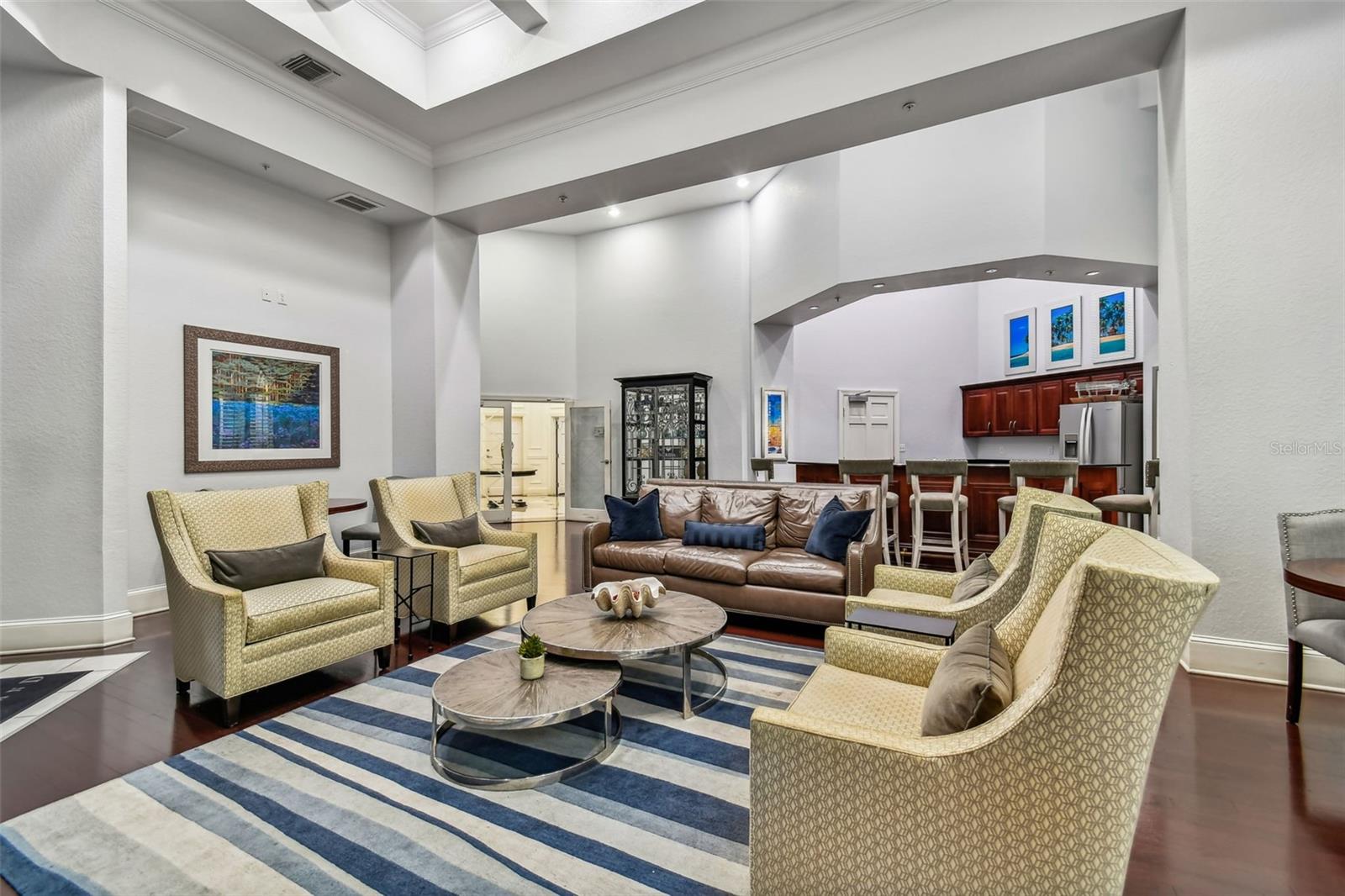 PARKCREST HARBOUR ISLAND CONDO - Residential