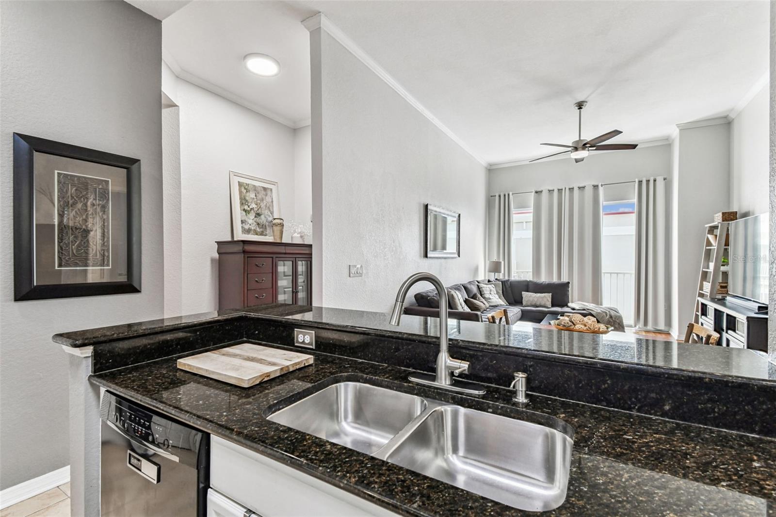 PARKCREST HARBOUR ISLAND CONDO - Residential