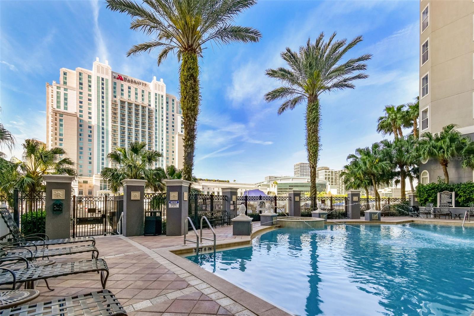 PARKCREST HARBOUR ISLAND CONDO - Residential