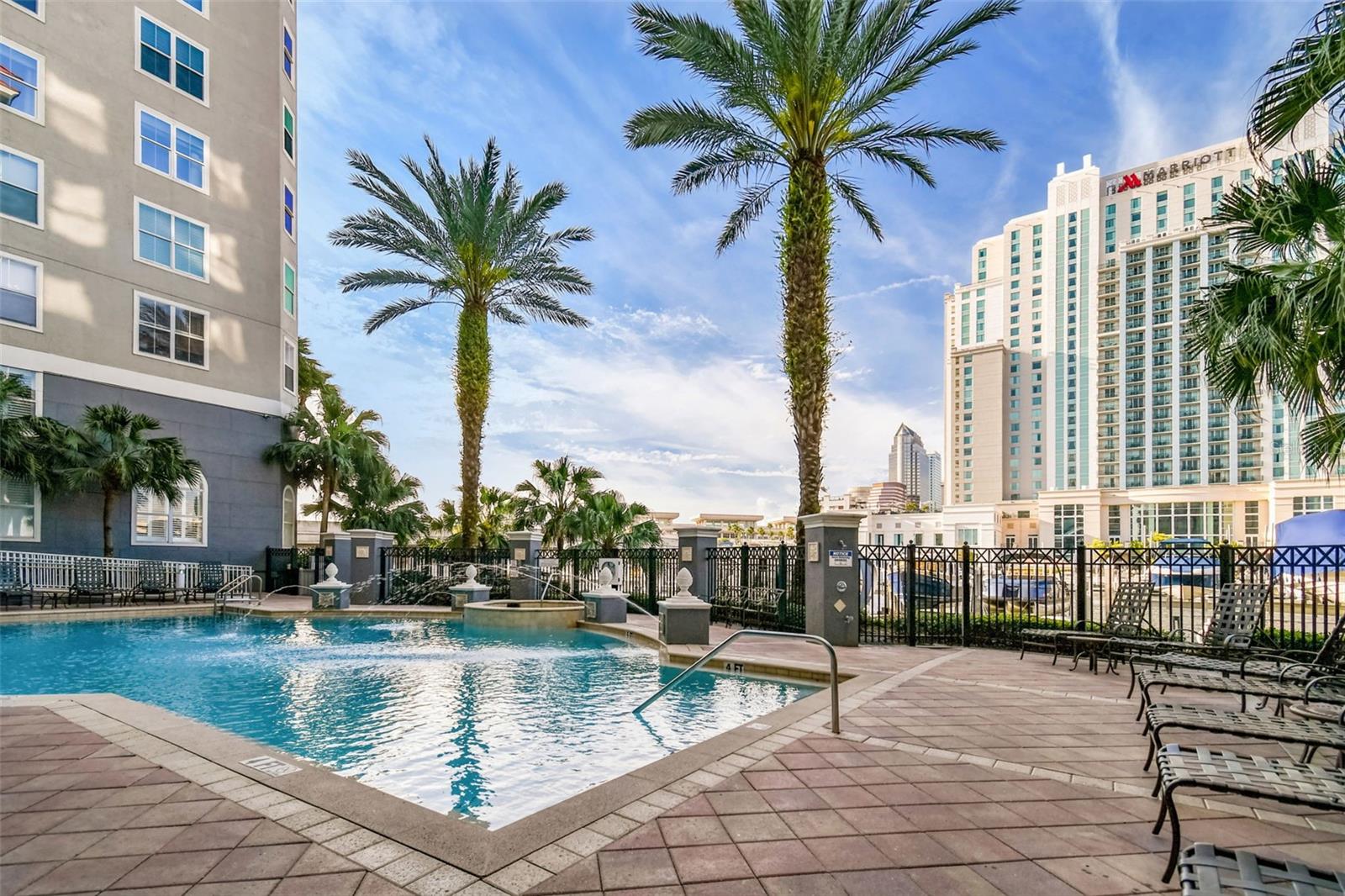 PARKCREST HARBOUR ISLAND CONDO - Residential