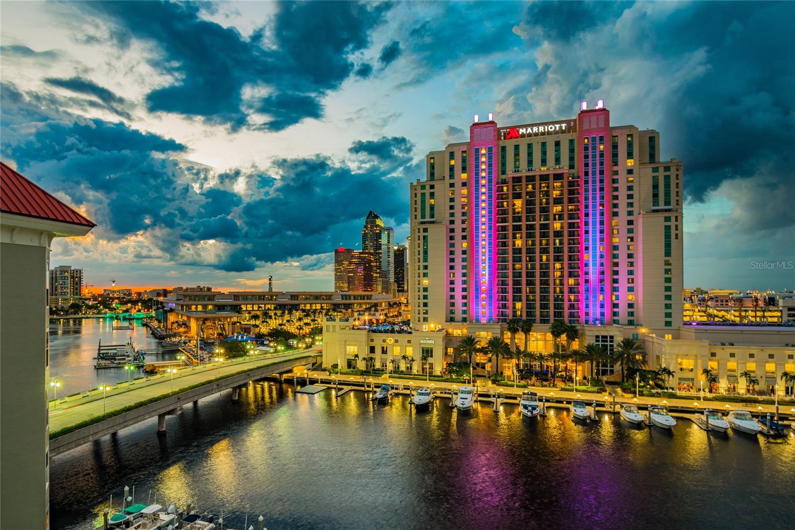 PARKCREST HARBOUR ISLAND CONDO - Residential