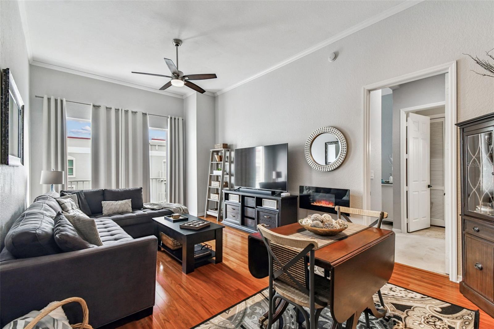 PARKCREST HARBOUR ISLAND CONDO - Residential