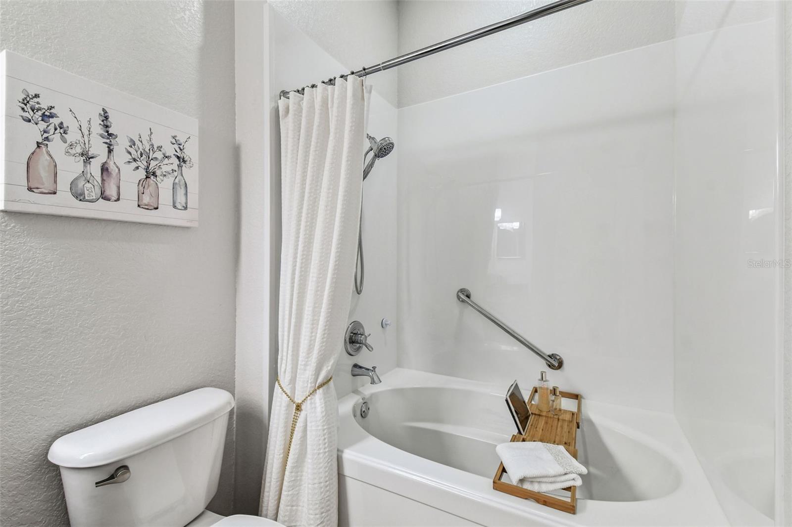 PARKCREST HARBOUR ISLAND CONDO - Residential