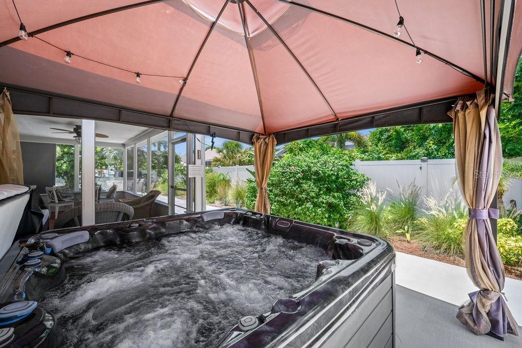 SOUTH VENICE - Residential Lease