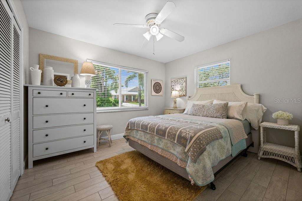SOUTH VENICE - Residential Lease