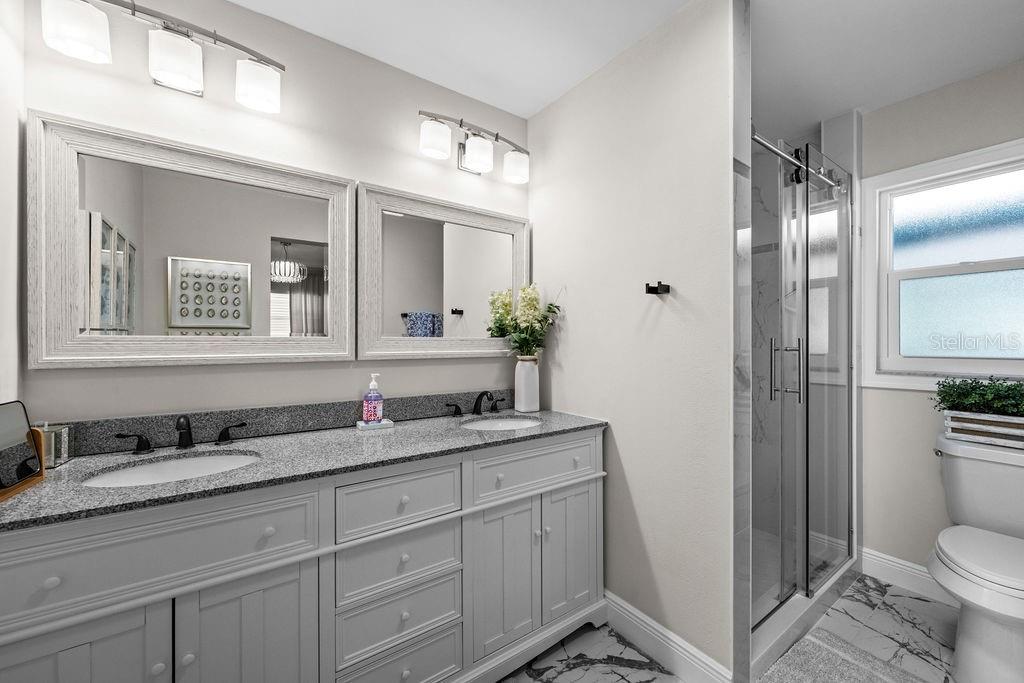 SOUTH VENICE - Residential Lease