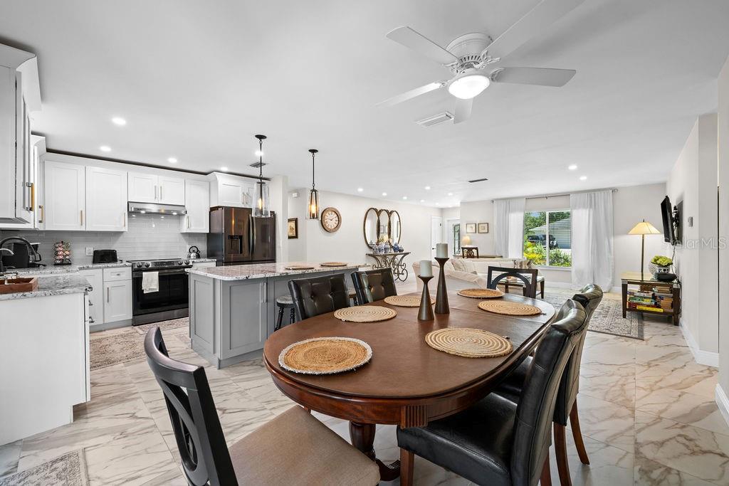 SOUTH VENICE - Residential Lease