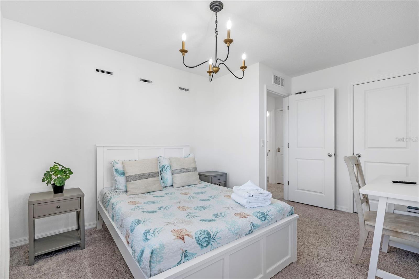 FESTIVAL PH 5 - Residential