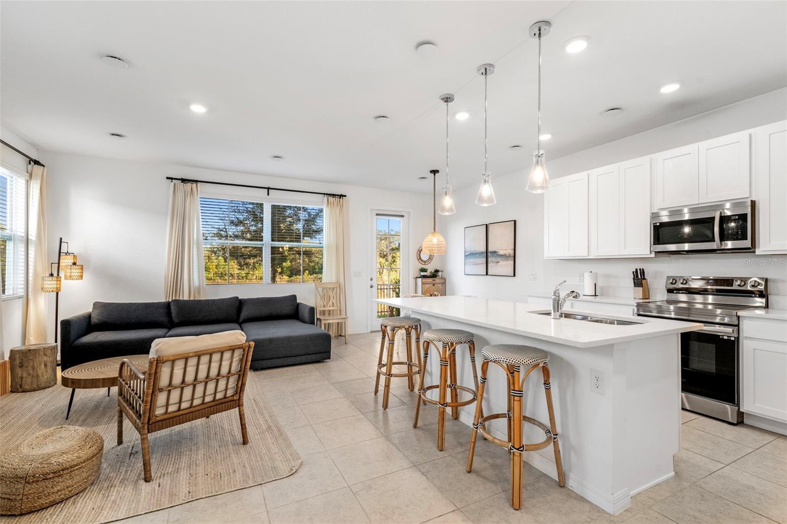 FESTIVAL PH 5 - Residential