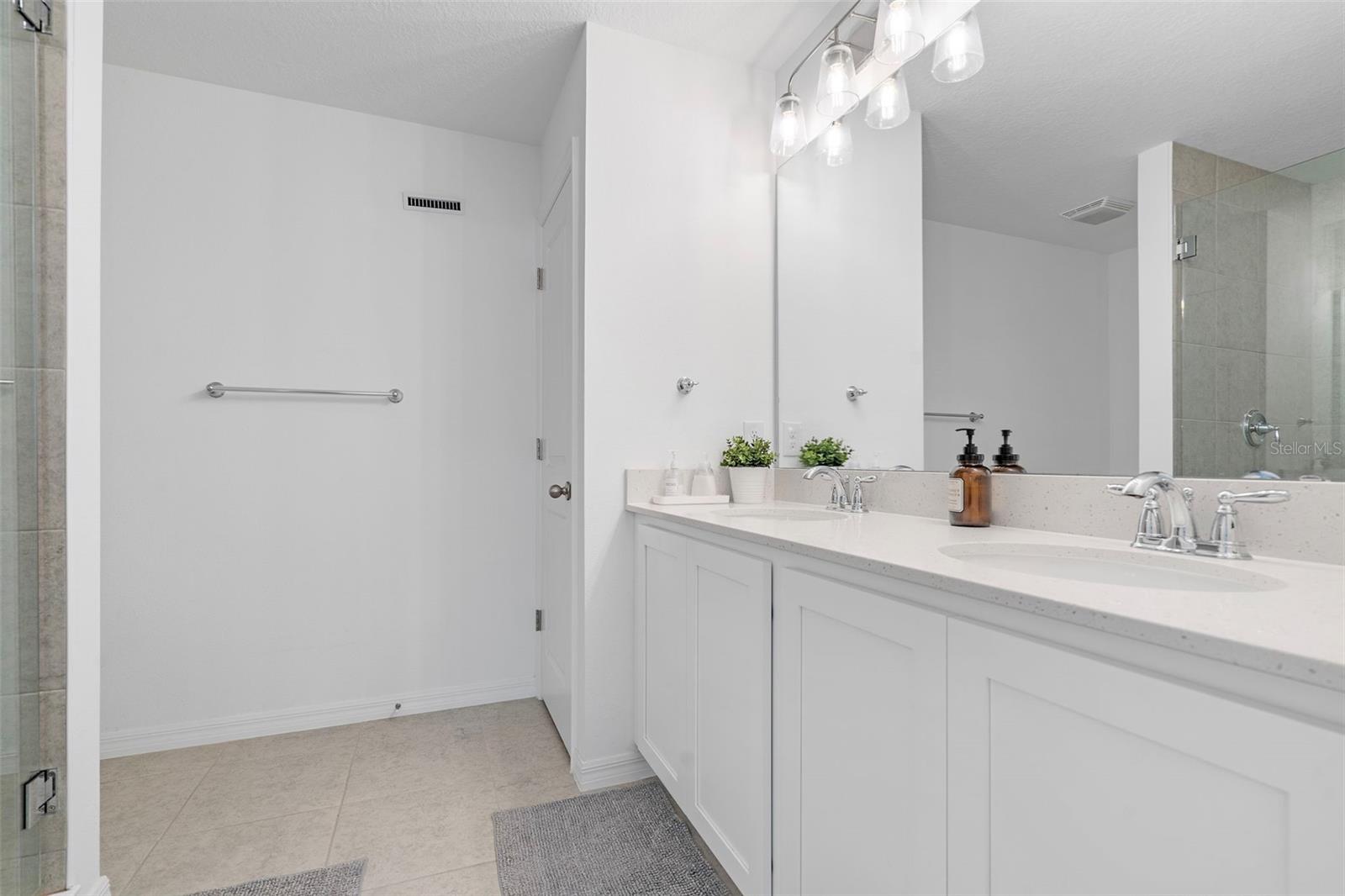 FESTIVAL PH 5 - Residential