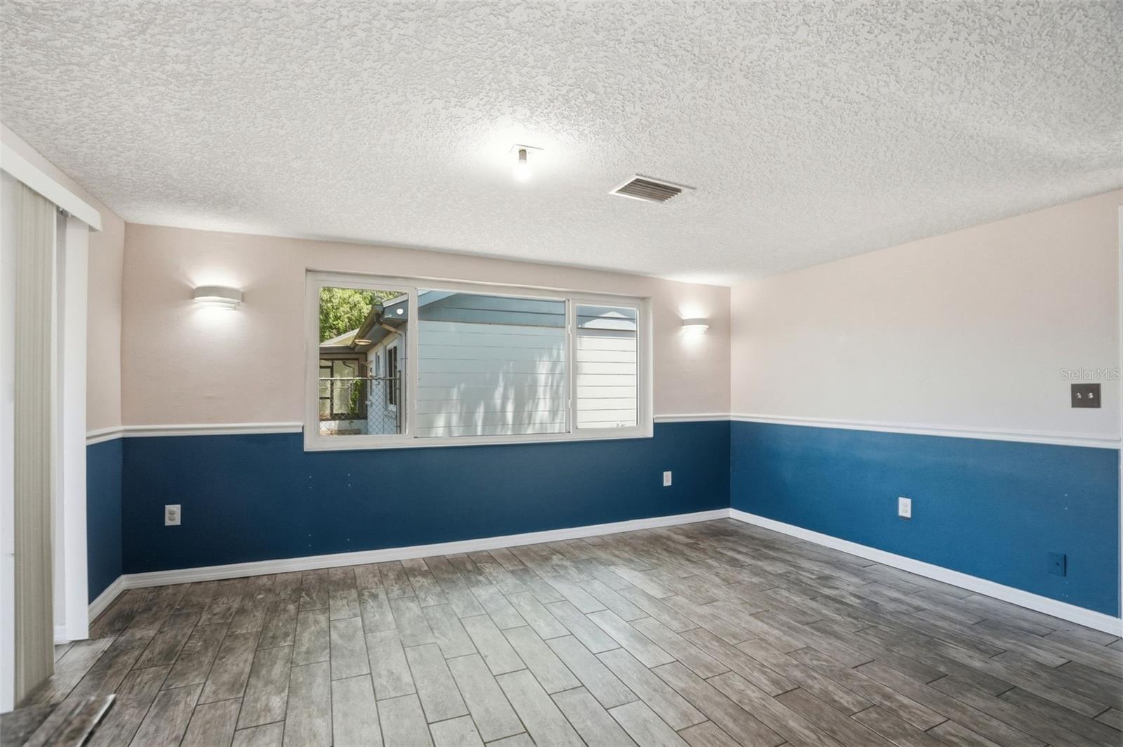 BEACON WOODS VILLAGE - Residential