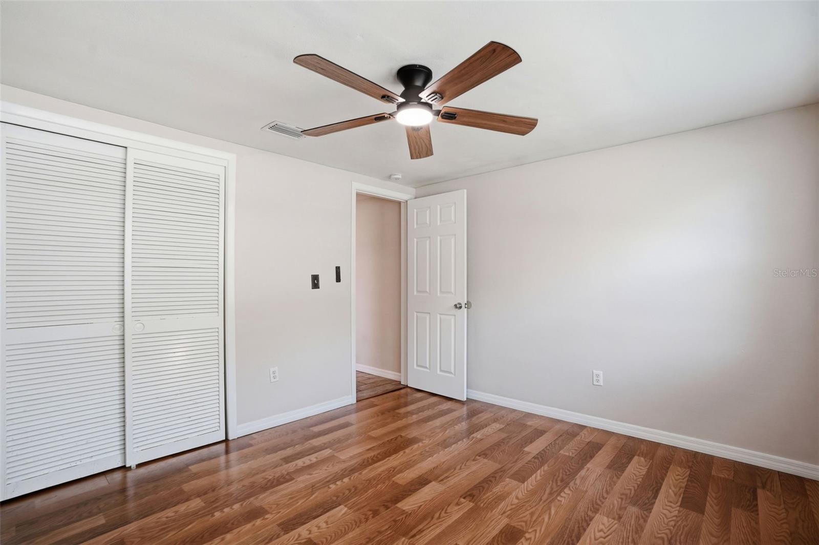 BEACON WOODS VILLAGE - Residential