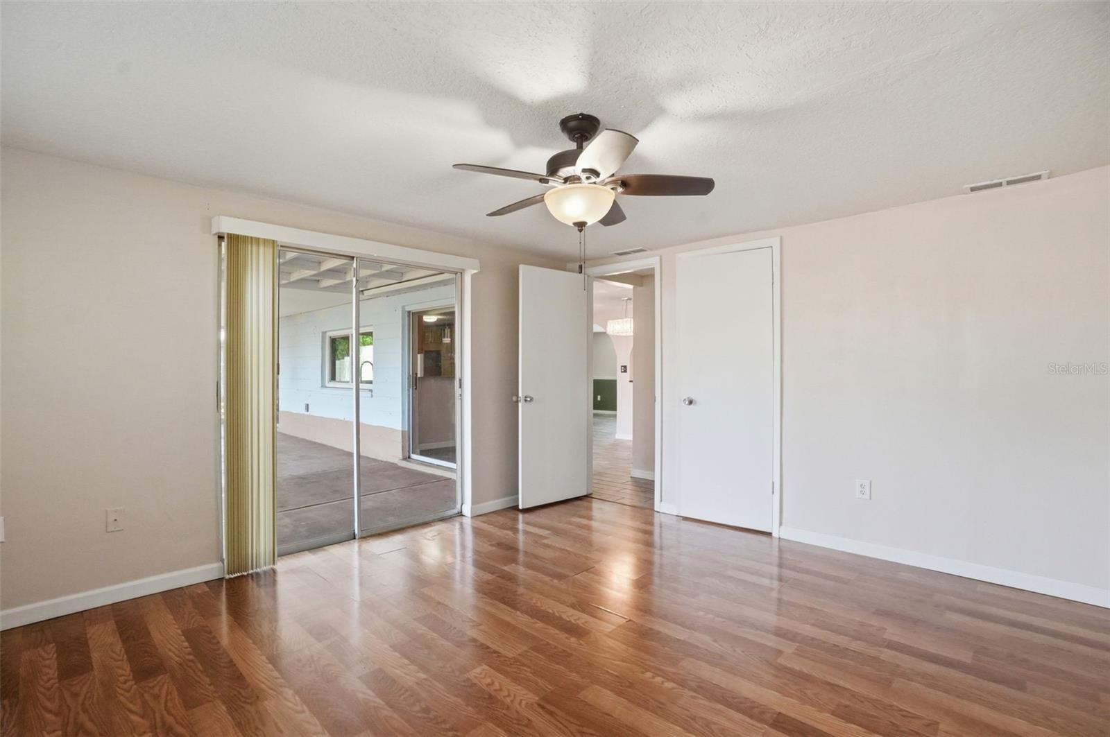 BEACON WOODS VILLAGE - Residential