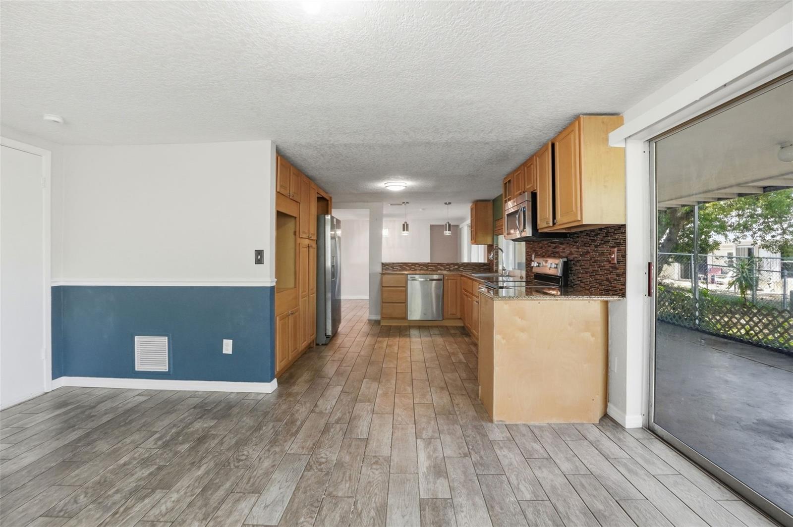BEACON WOODS VILLAGE - Residential