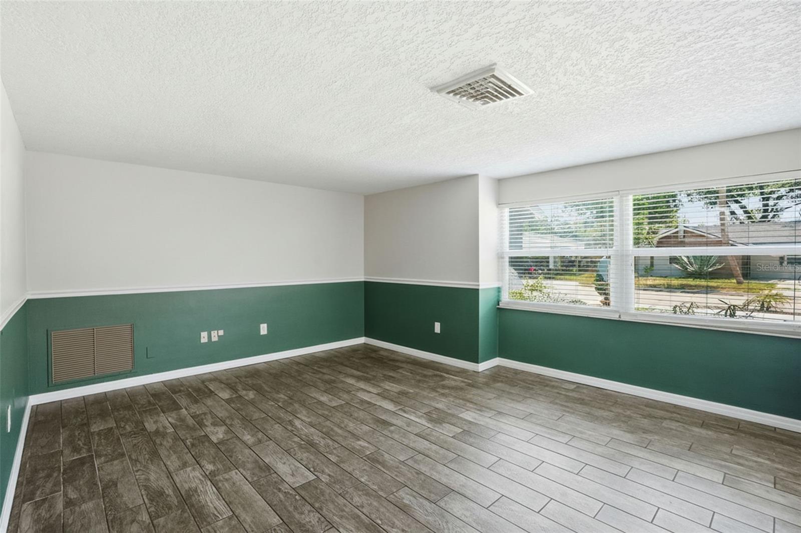 BEACON WOODS VILLAGE - Residential