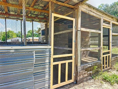 Tiny photo for 3040 NE 97th Street Road, Anthony, FL 32617 (MLS # OM703266)