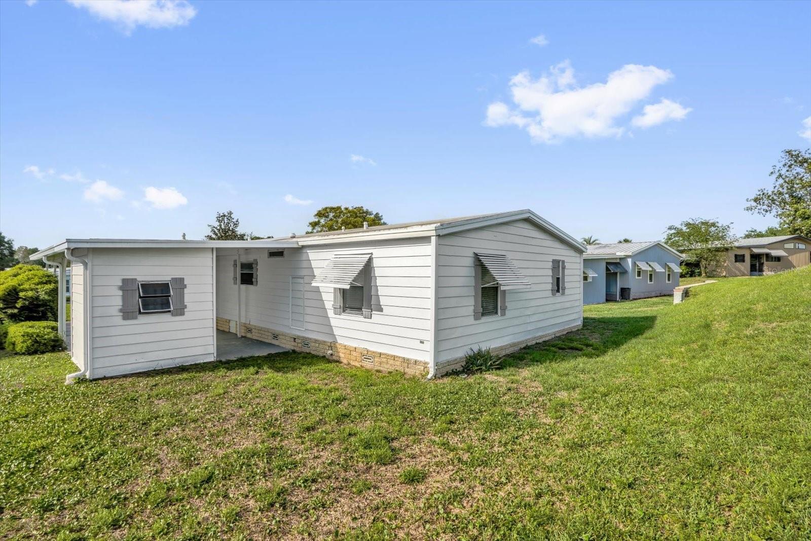 BANBURY VILLAGE CONDO - Residential