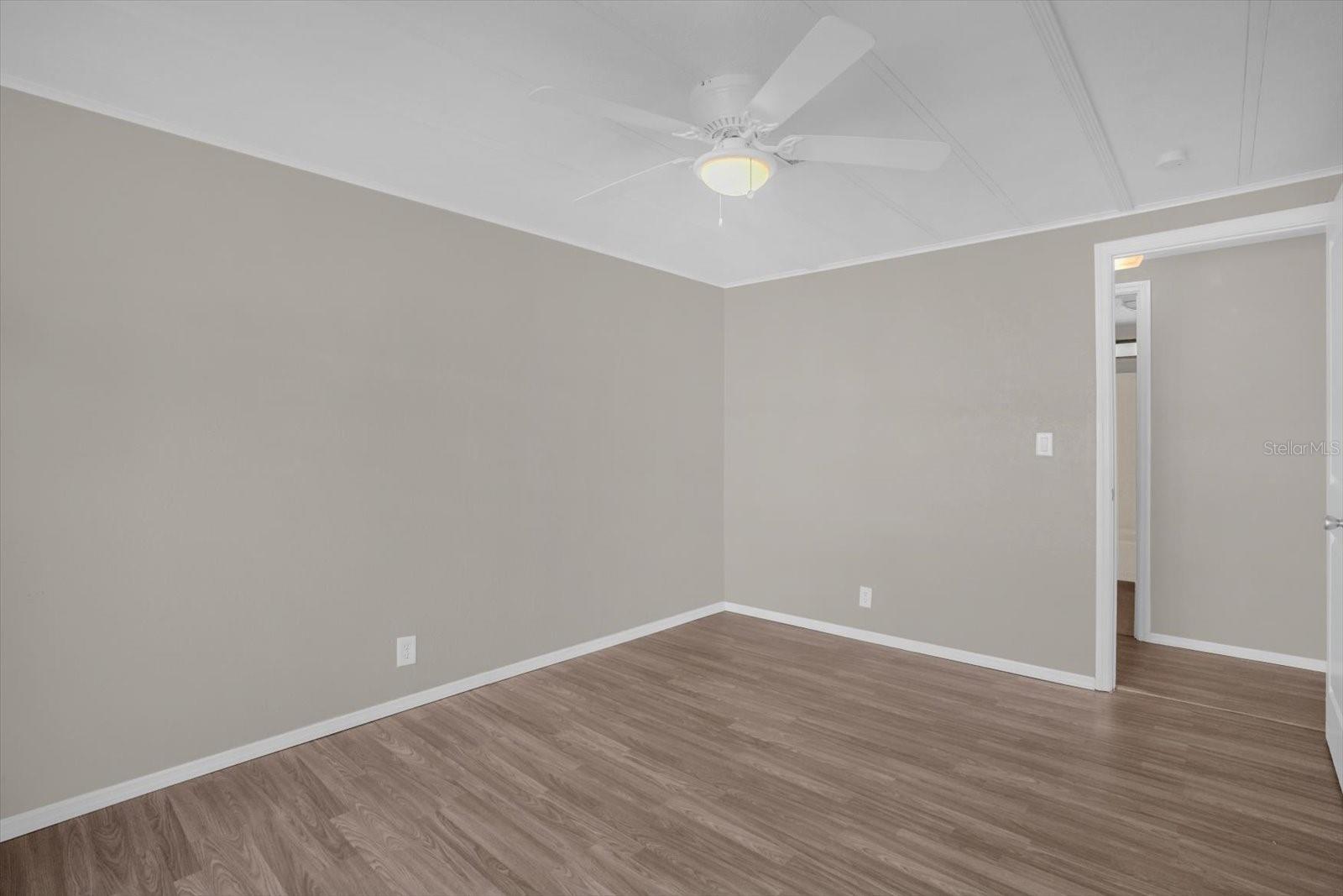 BANBURY VILLAGE CONDO - Residential