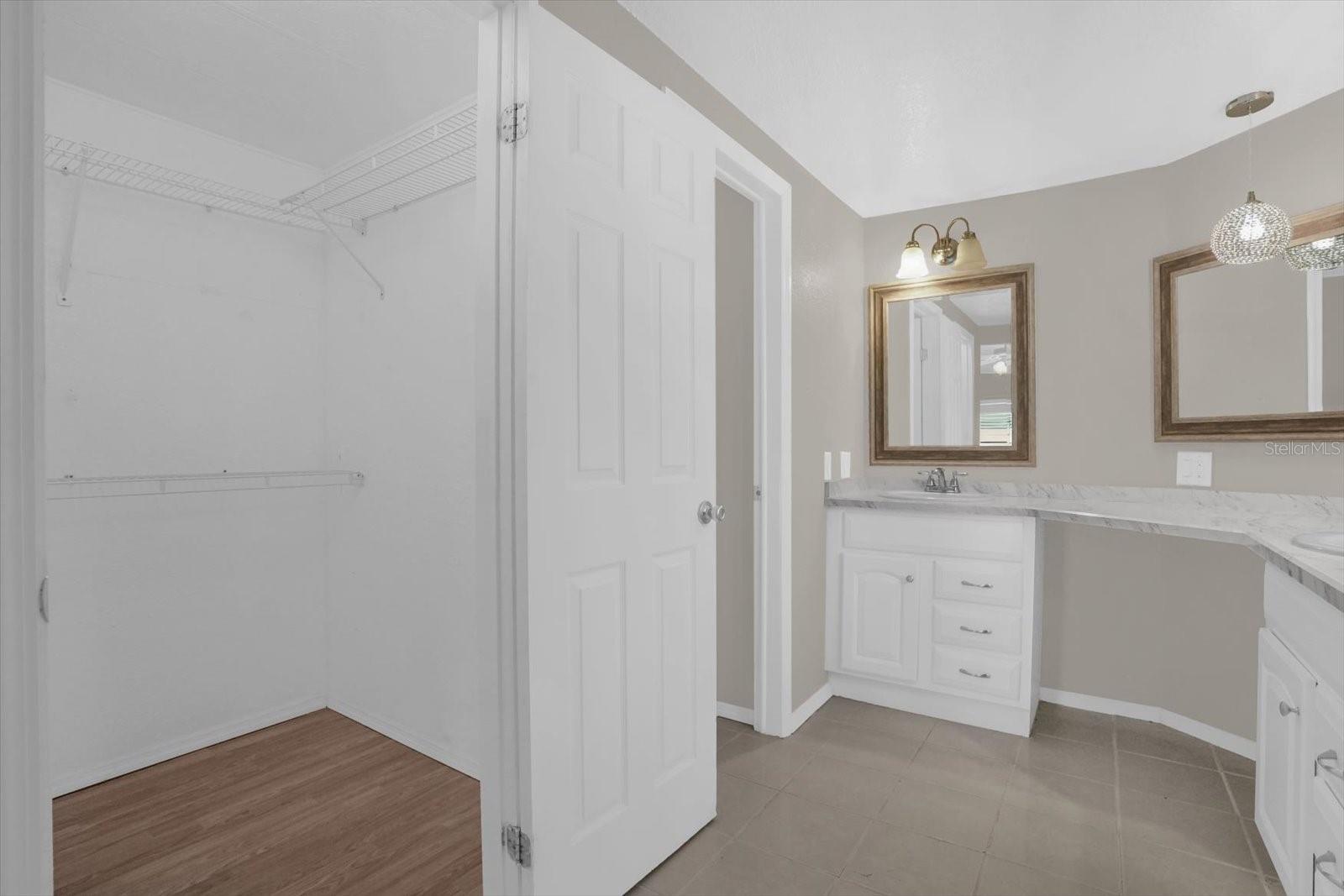 BANBURY VILLAGE CONDO - Residential