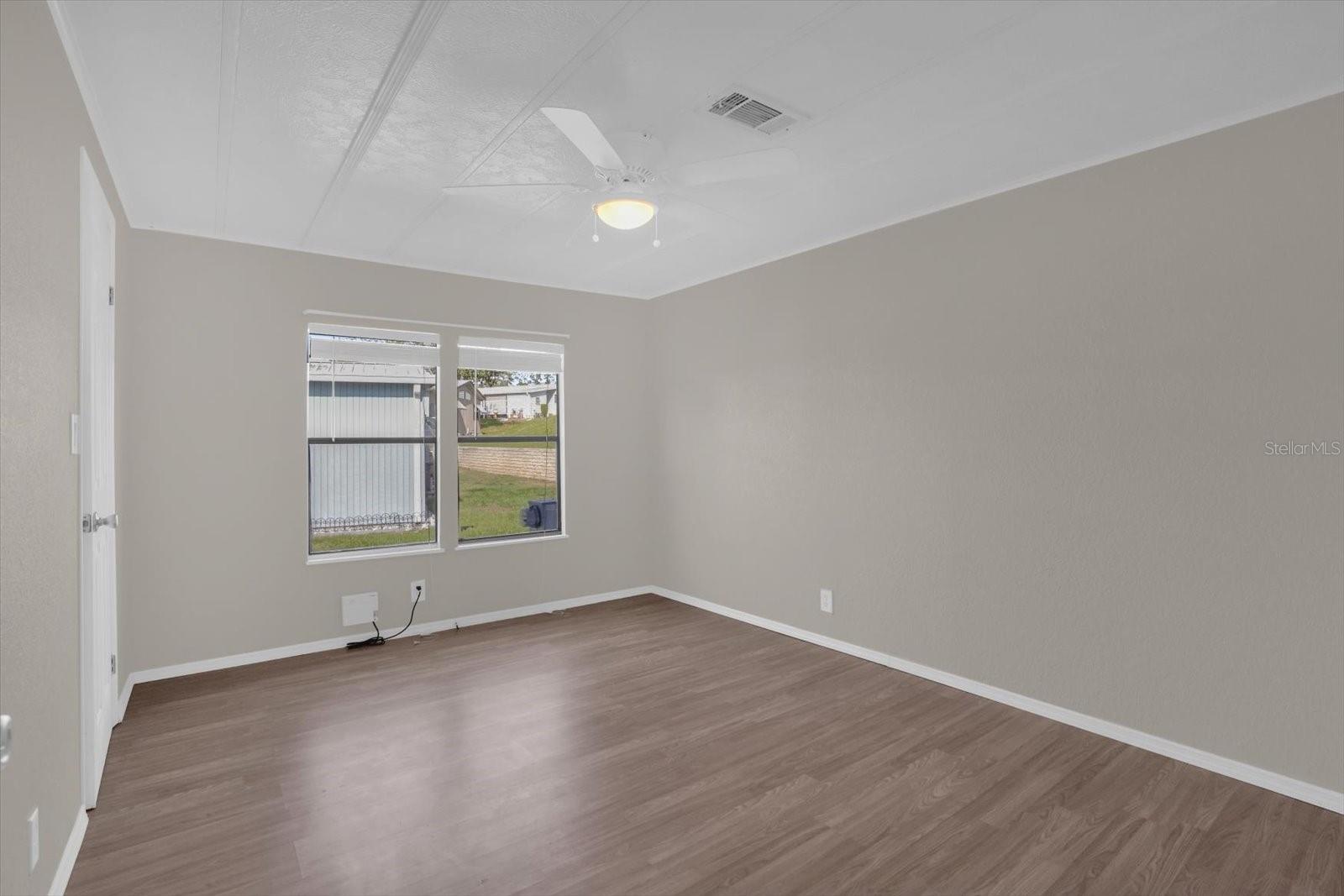 BANBURY VILLAGE CONDO - Residential