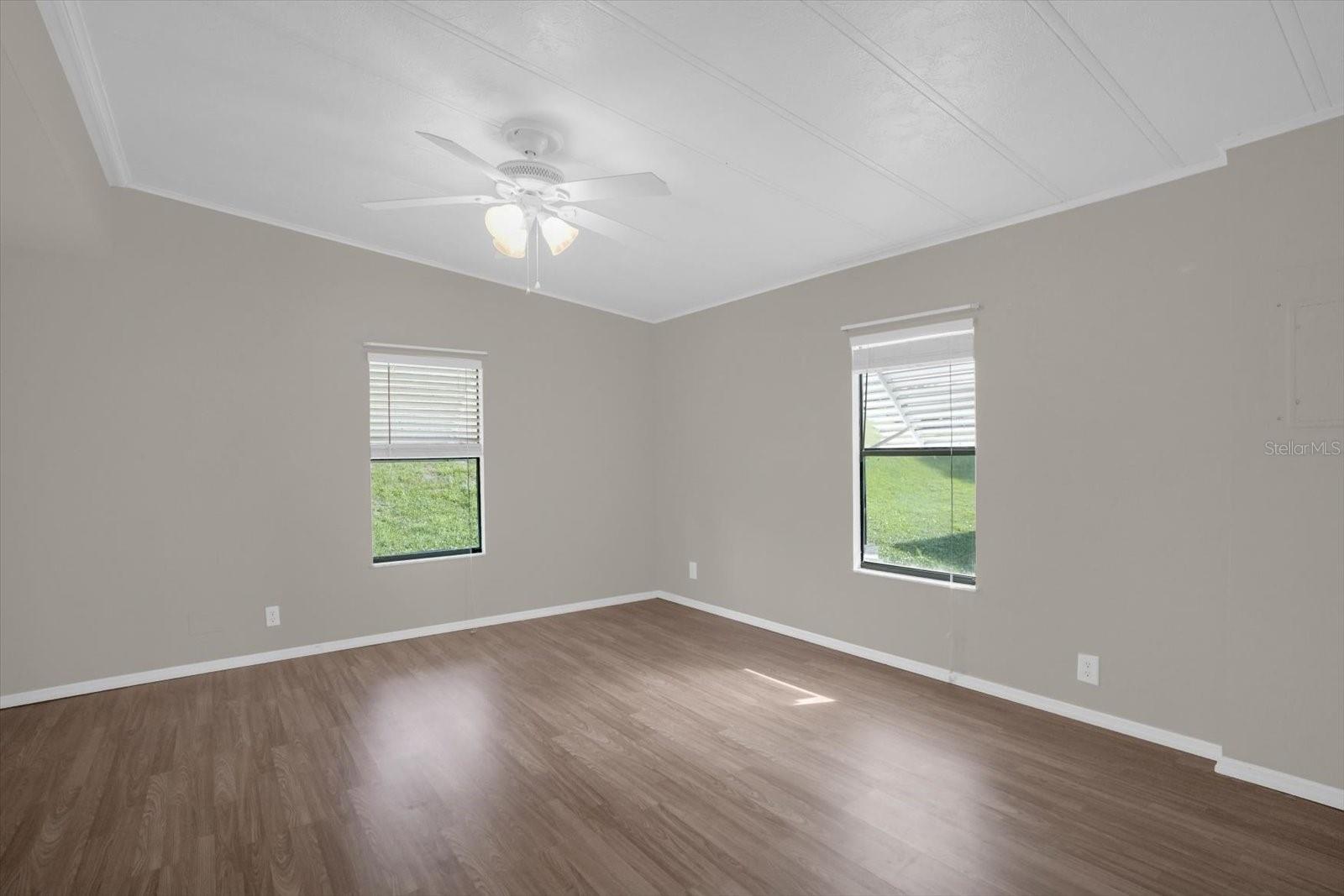 BANBURY VILLAGE CONDO - Residential