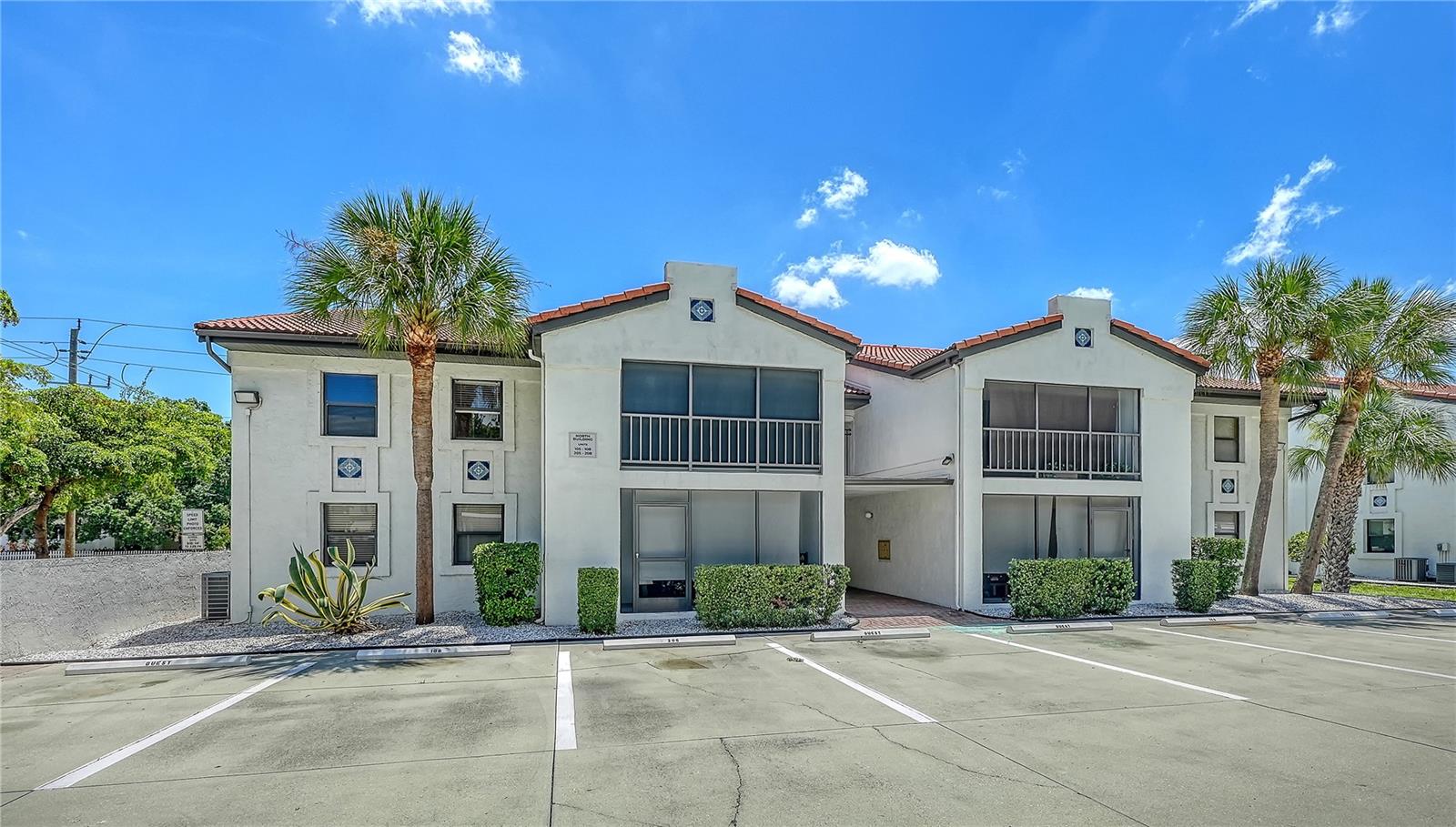 631 N ORANGE AVENUE 108