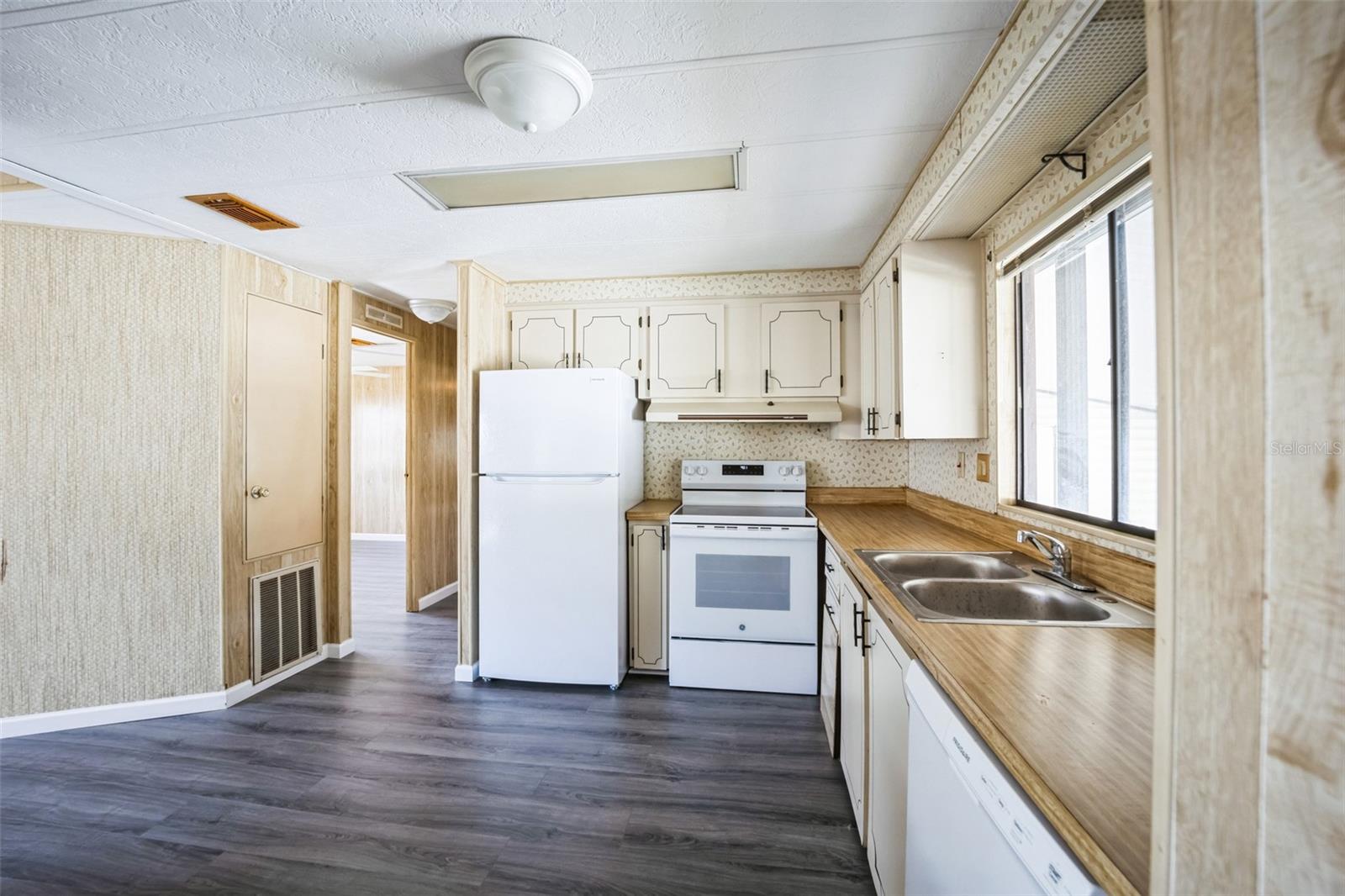 ORANGE MANOR WEST COOP INC - Residential