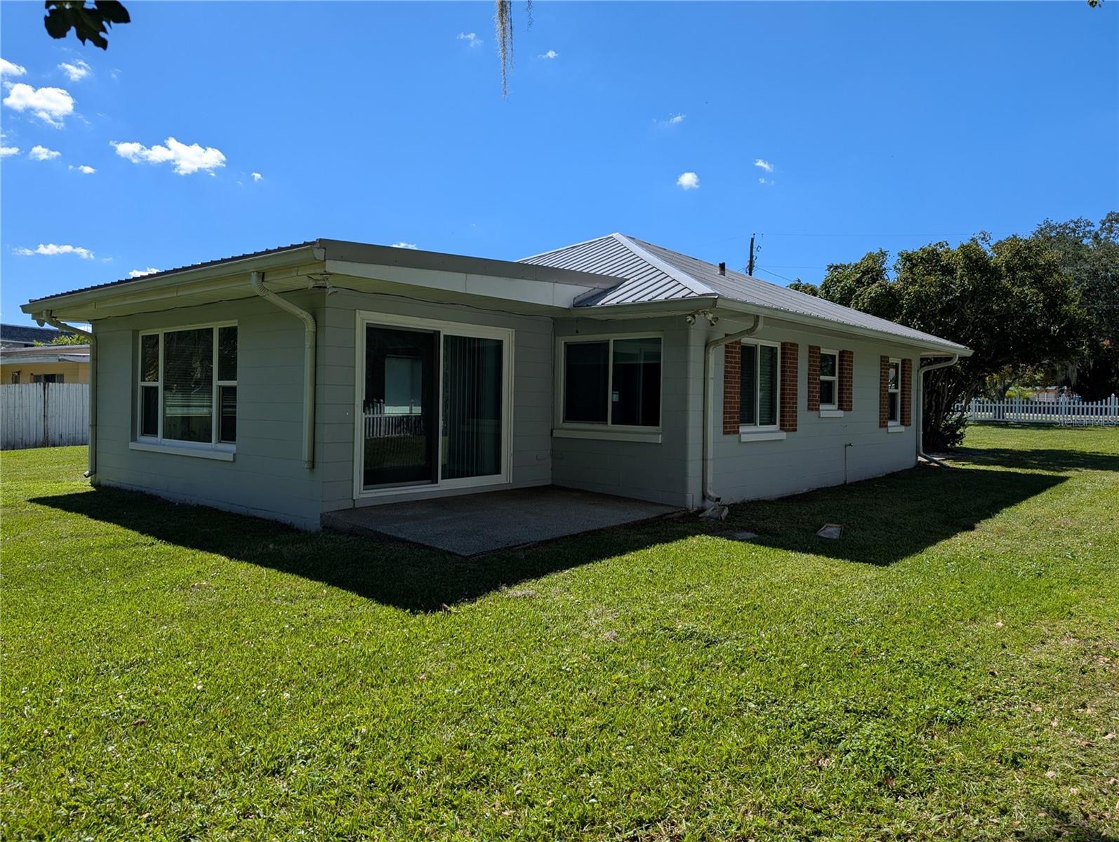 FLORIDA SHORES - Residential