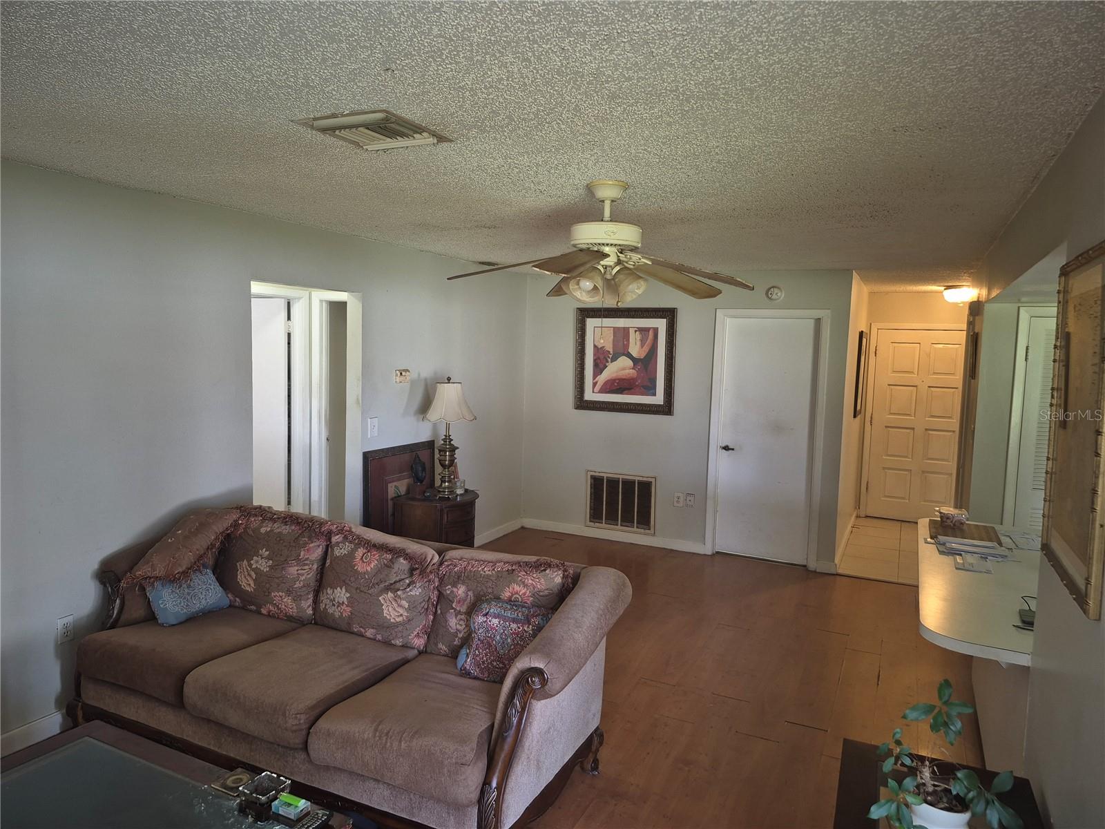 WINDSOR MILL - Residential