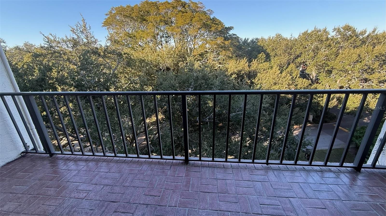 SEVILLE CONDO 12 - Residential Lease