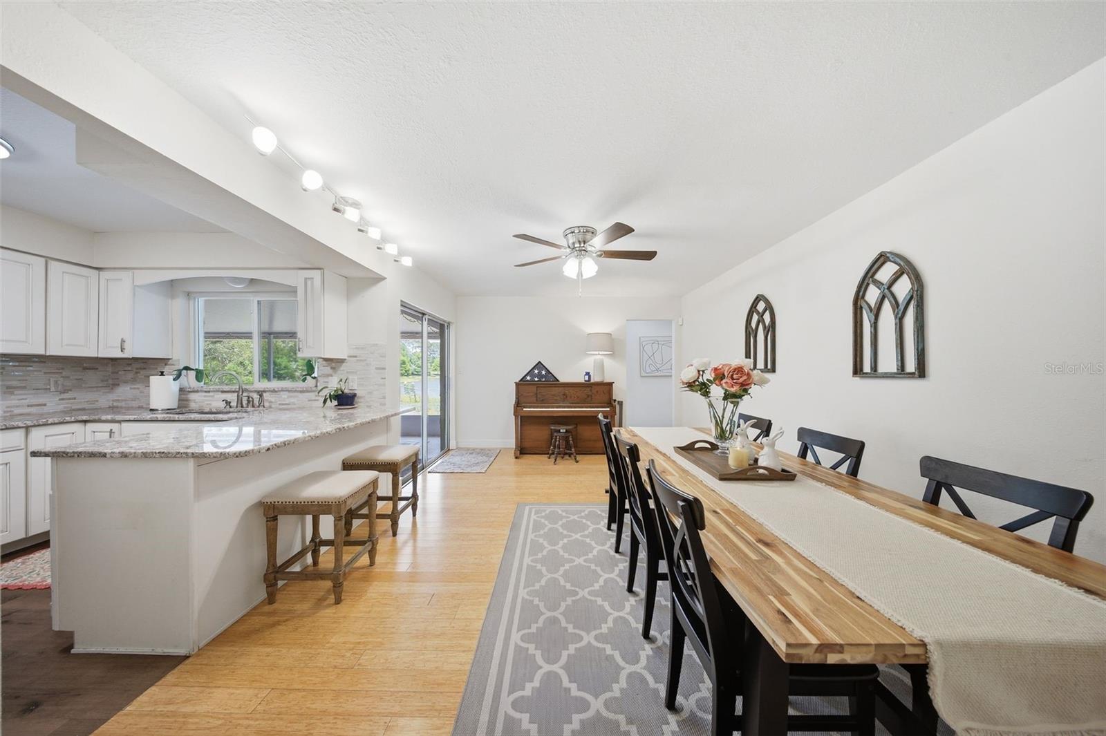 STERLING PARK UNIT 01 - Residential