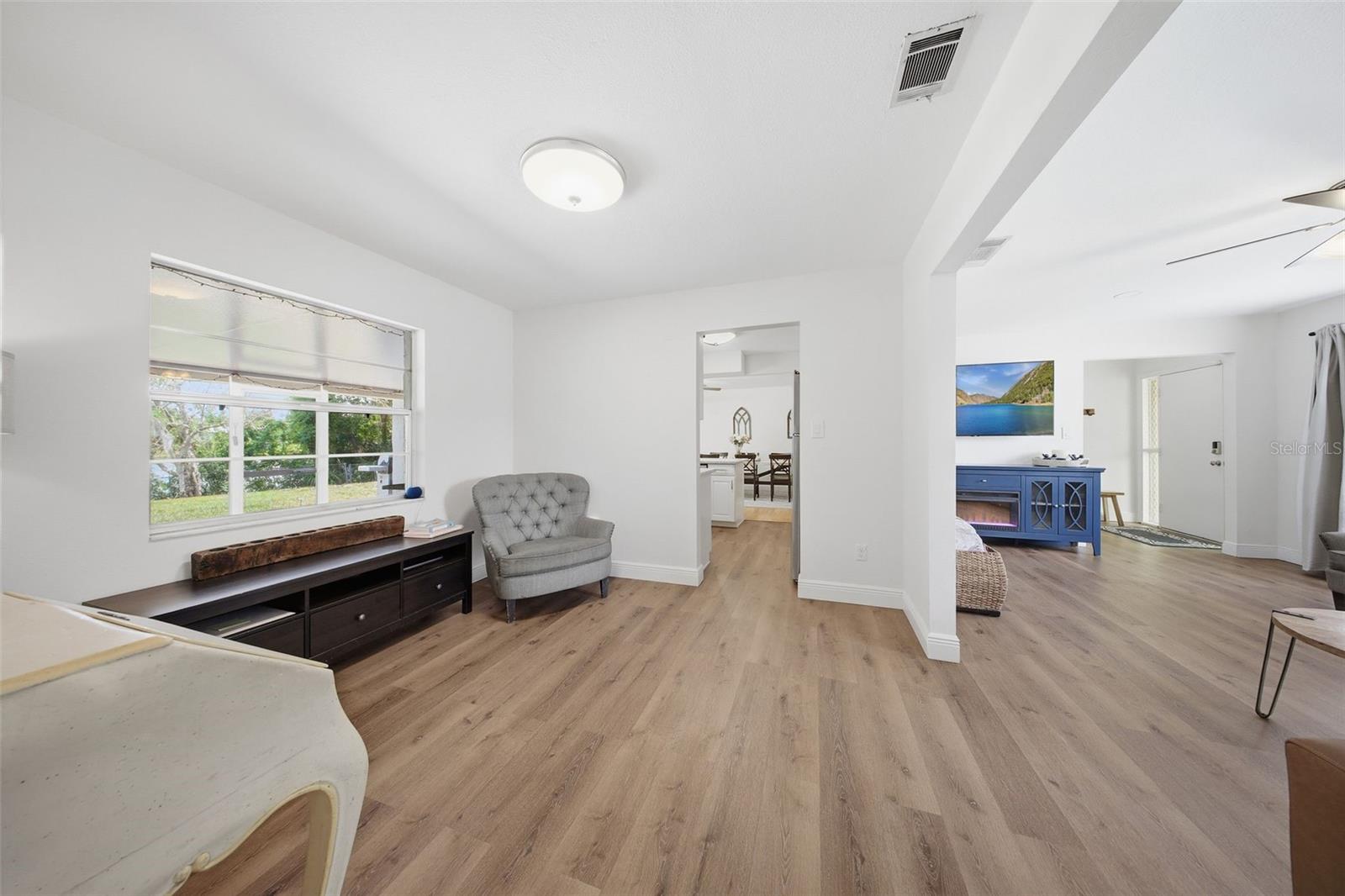 STERLING PARK UNIT 01 - Residential