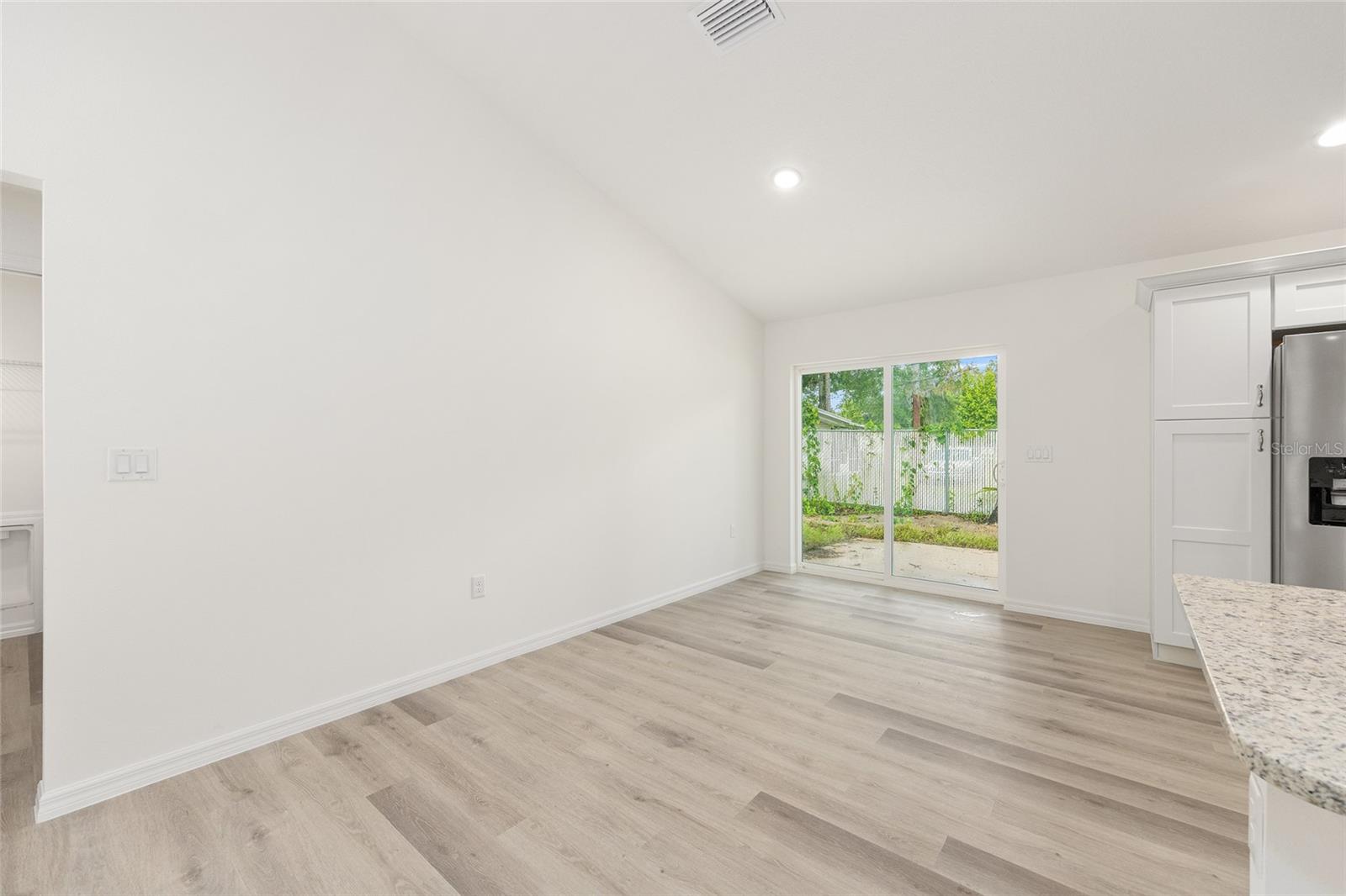 MARION OAKS UN NINE - Residential